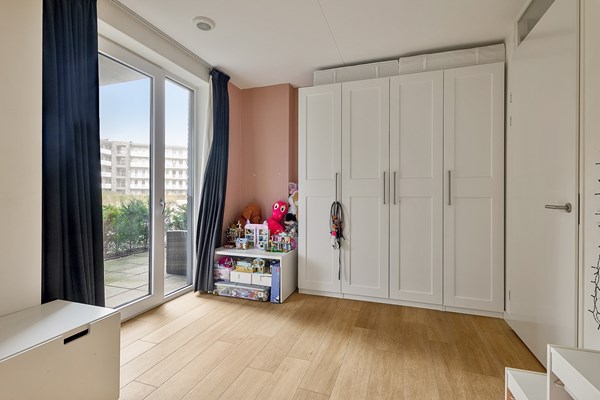 Medium property photo - Nida Senffstraat 11, 1095 MX Amsterdam